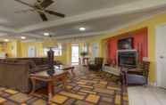 Lobby 2 Econo Lodge Byron