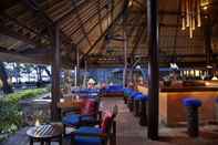 Bar, Cafe and Lounge The Oberoi Beach Resort, Bali