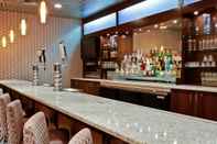 Bar, Cafe and Lounge Radisson Hotel Freehold