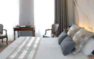 Kamar Tidur 5 Best Western Hotel de France Angleterre et Champla