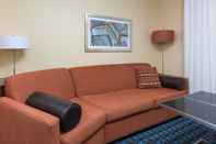 Common Space Fairfield Inn & Suites Galesburg