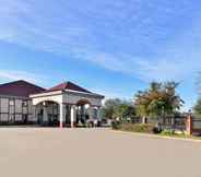 Luar Bangunan 5 Americas Best Value Inn New Boston