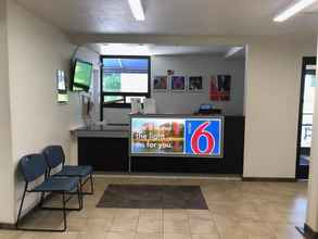 Lobby 4 Motel 6 Nashville, TN - Airport