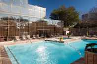 Swimming Pool Renaissance Dallas Addison Hotel