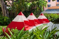 Swimming Pool Sheraton Waikiki