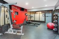 Fitness Center Ramada Hotel & Conference Center by Wyndham Kelowna