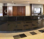 Lobby 2 Courtyard by Marriott Sioux Falls