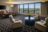 Common Space DoubleTree by Hilton Cherry Hill Philadelphia