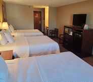 Bedroom 2 Days Inn by Wyndham Sheridan