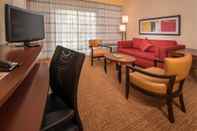 Ruang Umum Courtyard by Marriott Dulles Airport Herndon/Reston