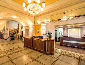 Lobi 2 Art Deco Hotel Montana