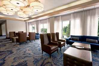 Lobi 4 Hilton Chicago/Oak Brook Hills Resort & Conference Center