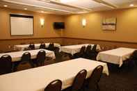 Functional Hall Best Western Baraboo Inn