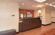 Lobby 5 Hampton Inn Troy