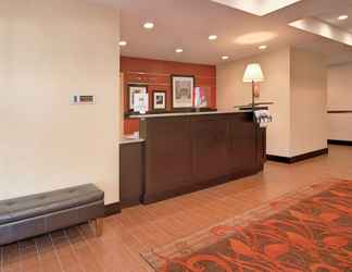 Lobby 2 Hampton Inn Troy