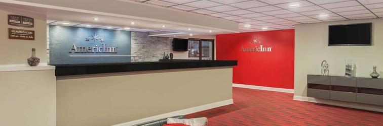 Lobby AmericInn by Wyndham Janesville