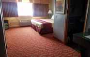 Kamar Tidur 5 Boarders Inn & Suites by Cobblestone Hotels - Superior Duluth