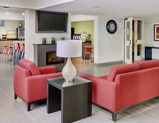 Lobby 2 Comfort Inn Kirkland Lake