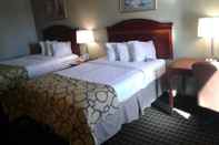 Bedroom Baymont by Wyndham Clarksville Northeast