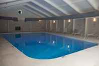 Swimming Pool Best Western Plus Clarks Summit Scranton