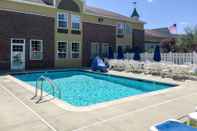 Swimming Pool Quality Inn Mystic - Groton