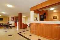 Lobby Best Western Braselton Inn