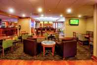 Bar, Cafe and Lounge Hampton Inn Wheeling