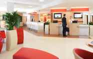 Lobby 4 ibis Dijon Sud