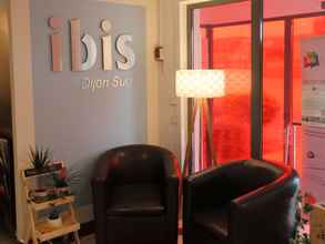 Lobby 4 ibis Dijon Sud