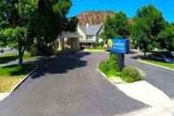 Exterior Comfort Inn & Suites Carbondale on the Roaring Fork