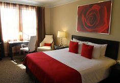 Phòng ngủ 6 Artmore Hotel - Midtown