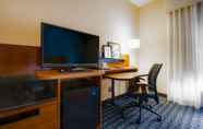 Bedroom 2 Fairfield Inn by Marriott Green Bay