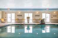 Swimming Pool Fairfield Inn by Marriott Green Bay