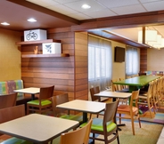 Restaurant 6 Fairfield Inn by Marriott Provo