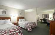 Bedroom 4 Red Roof Inn & Suites Newark - University