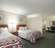 ห้องนอน 4 Red Roof Inn & Suites Newark - University