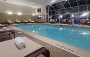 สระว่ายน้ำ 2 Chicago Club Inn & Suites