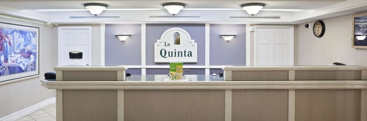 Sảnh chờ La Quinta Inn by Wyndham Omaha West