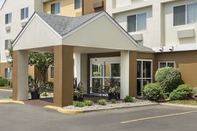 Bangunan Fairfield Inn & Suites Jackson