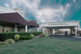 Exterior 4 Doubletree by Hilton Hotel Norfolk Airport