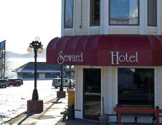 Exterior 2 Hotel Seward
