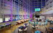 Bar, Kafe dan Lounge 3 DoubleTree by Hilton Hotel South Bend