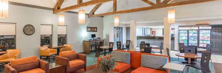 Lobi Hawthorn Suites by Wyndham North Charleston, SC