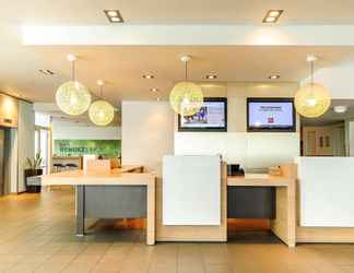 Lobby 2 ibis Berlin Messe