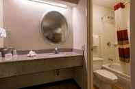 Toilet Kamar Red Roof Inn Louisville East - Hurstbourne