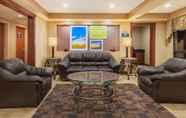 Lobby 4 Days Inn by Wyndham Iselin / Woodbridge