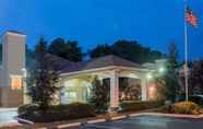 Exterior 6 Days Inn & Suites by Wyndham Cherry Hill - Philadelphia