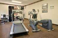 Fitness Center Days Inn & Suites by Wyndham Cherry Hill - Philadelphia