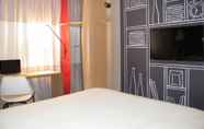 Kamar Tidur 2 ibis Valence Sud