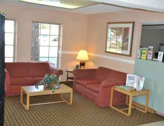 Lobby 2 America's Best Inn and Suites Beaufort